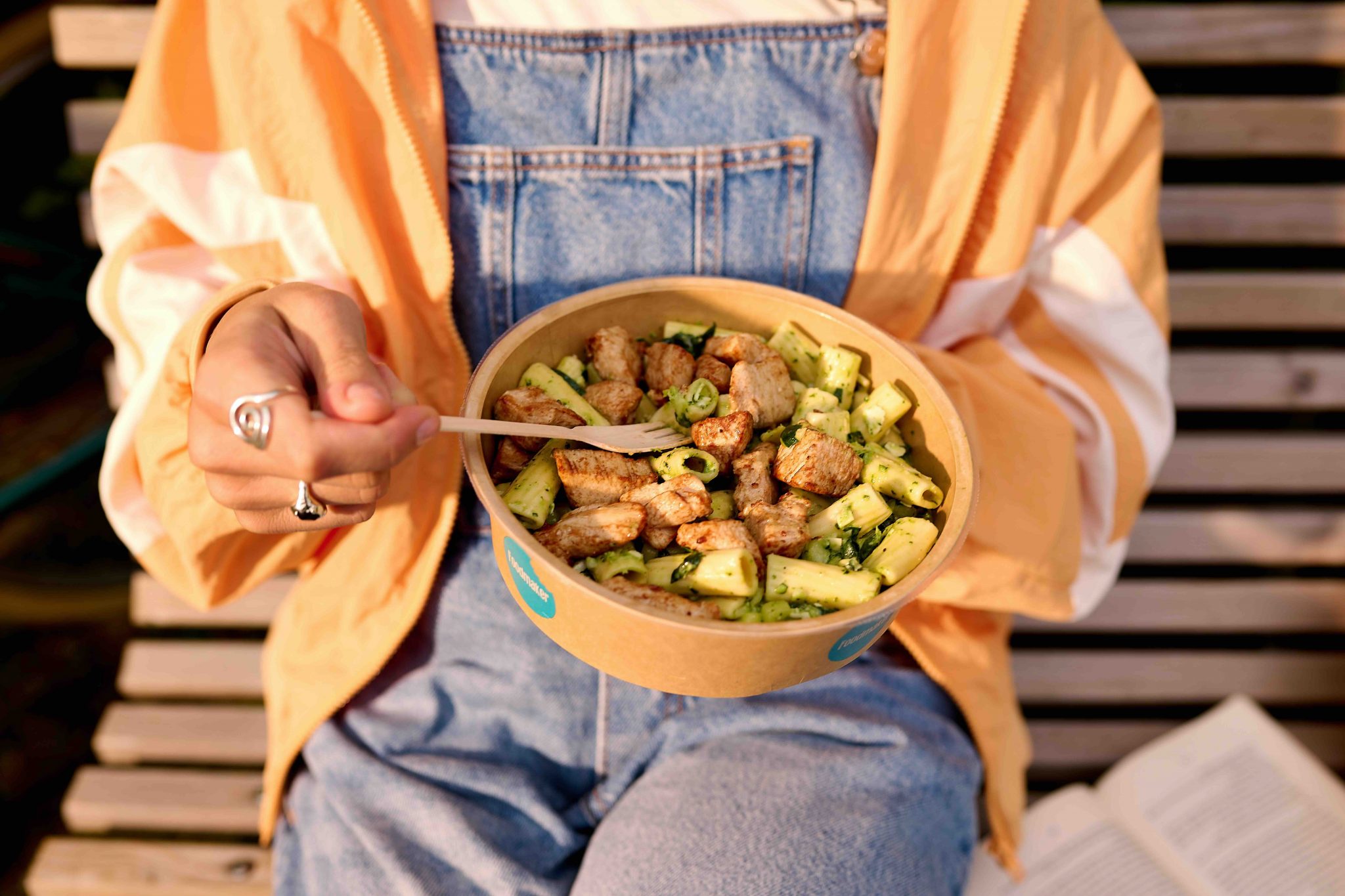 Rewe Fast Food Fresh, Fast & Feel Good: Gesunde Bowls, Pasta & Co. von Foodmaker jetzt ...