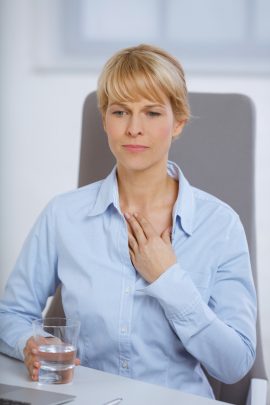 Heilwasser mit viel Hydrogencarbonat (1.300 mg/l) kann bei Sodbrennen helfen