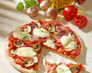 Pizza mit Schinken+Pilzen