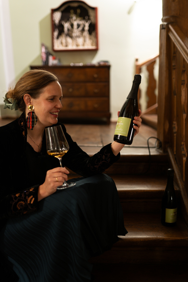 prinz-salm-pr-sentiert-verjus-sparkling-eine-neue-alkoholfreie-perlage-aus-jahrhundertealter-tradition