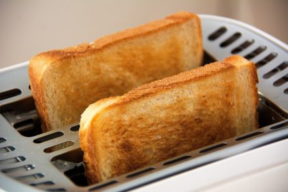 Toaster, Toast