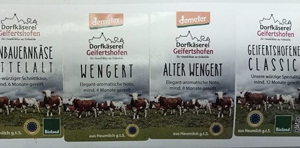 Mehrere zurückgerufene Käsesorten der Dorfkäserei Geifertshofen in Folienverpackung
