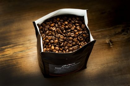 Exklusiver Kaffee für Gewerbe: Flavura Kaffee im Gewerbebereich für Gastronomie, Hotellerie, Bäckerei, Firmen, Unternehmen: Flavura Caffé Aroma Intenso für Siebträger, Kaffeeautomaten und Kaffeevollautomaten