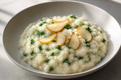 Cremiges Mairübchen-Risotto mit Blattgrün