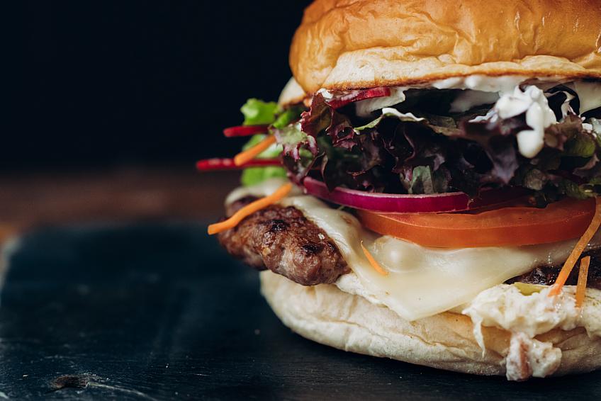 Old-Oak-Burger-Restaurant-in-Schwalmstadt-in-Hessen-geplant